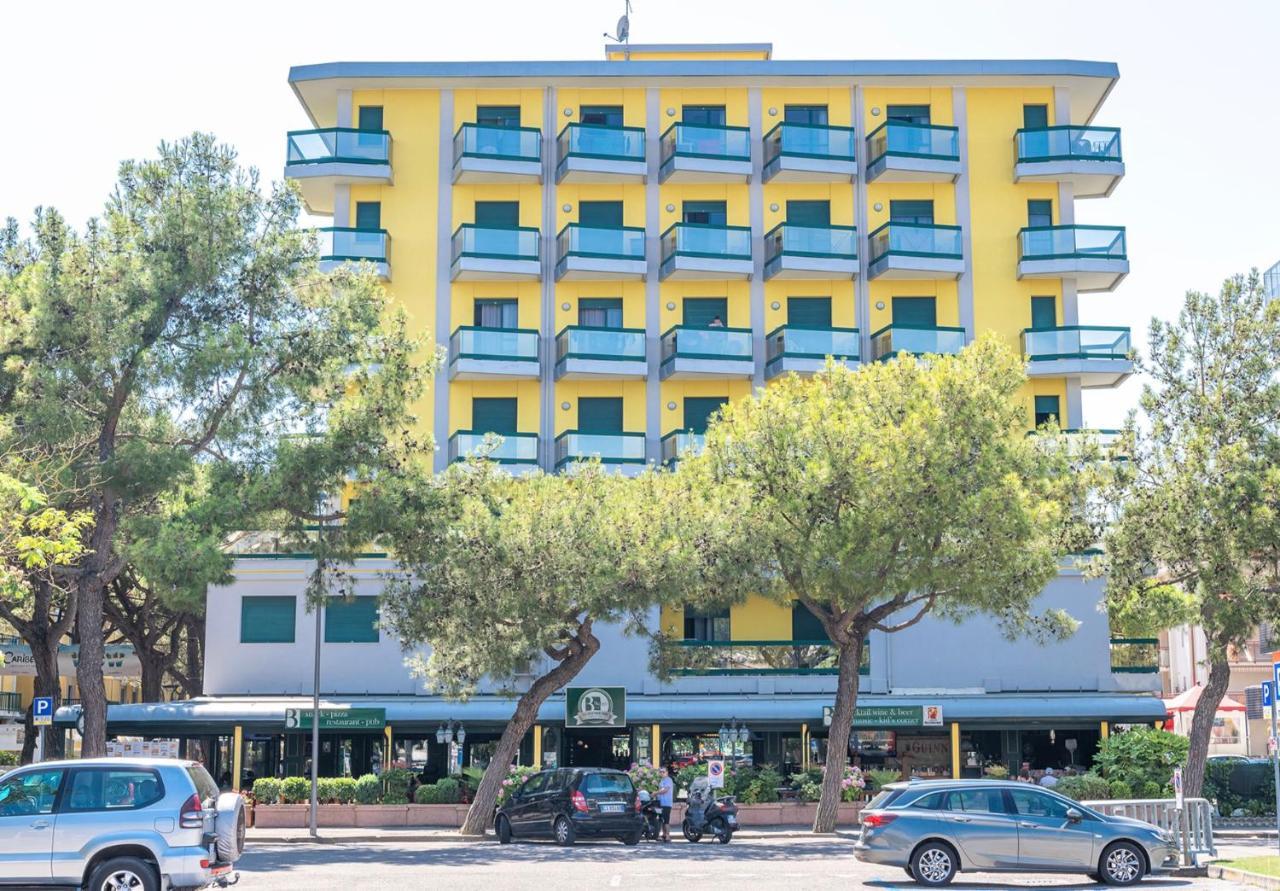 Apartment Costa Del Sol Family Apartments-carraro Immobiliare Lido di Jesolo